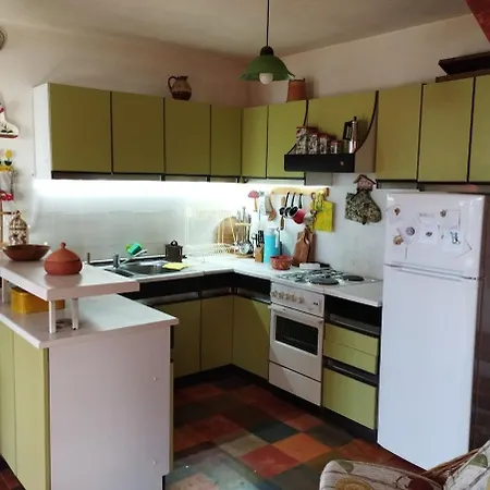 木屋 Mountain Borut