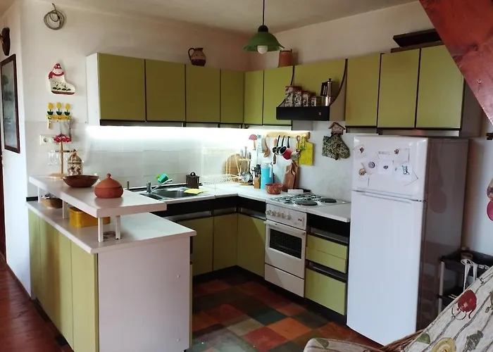 木屋 Mountain Borut